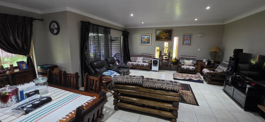 3 Bedroom Property for Sale in Flamwood North West